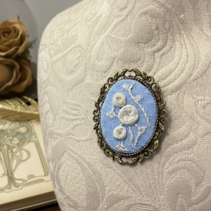 Broche brodée "Belle Époque" (pièce unique)